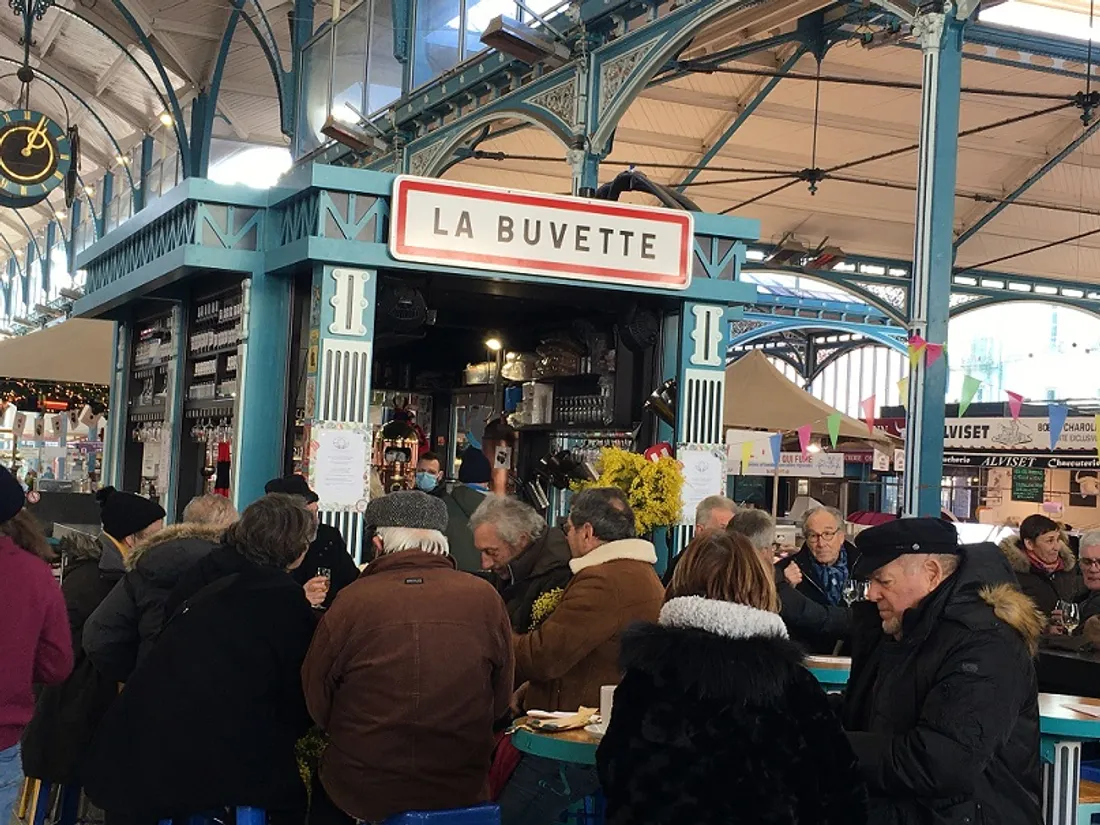 La buvette des Halles a rouverte a rouverte depuis ce vendredi 